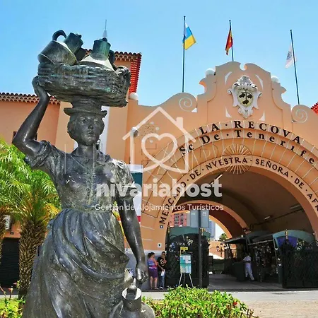 The Luxe Cruz, By Nivariahost 圣克鲁斯-德特内里费