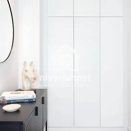 The Luxe Cruz, By Nivariahost * 圣克鲁斯-德特内里费