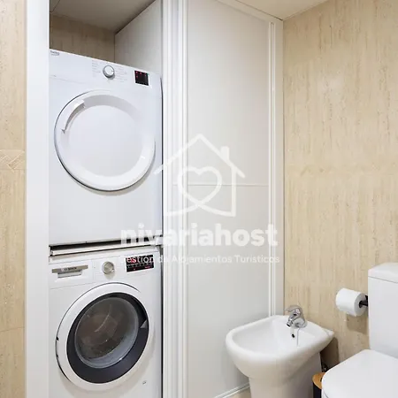 公寓 The Luxe Cruz, By Nivariahost