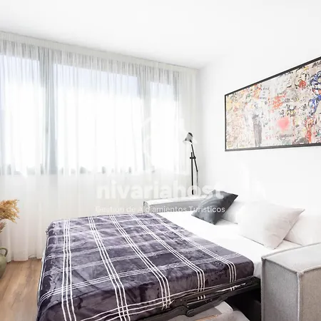 The Luxe Cruz, By Nivariahost